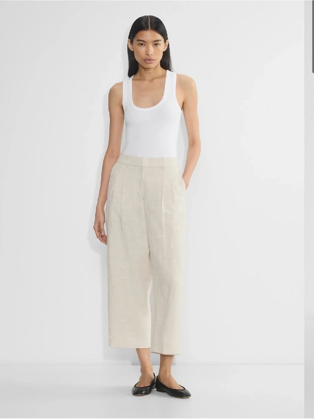 Aritzia The Effortless Pant™ Cropped - Natural Ecru